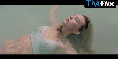 Paige Mcgarvin Bikini Underwear Scene In Castaways Tnaflix