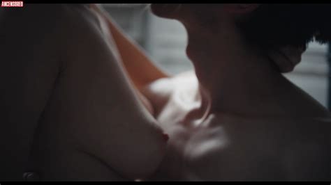 Naked Daphn Dumons In Crystal Sugar