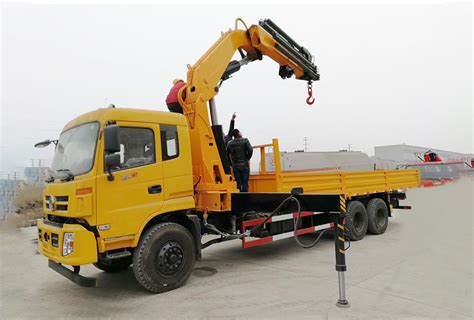 12 Best Heavy Duty Crane Trucks For 2024 BobLift Crane