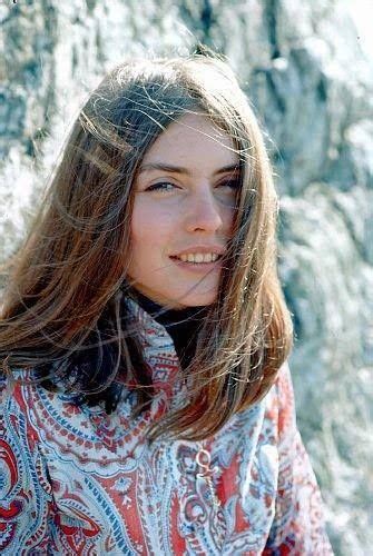 Debbie Harry Before She Was Blondie 1968 Roldschoolcool