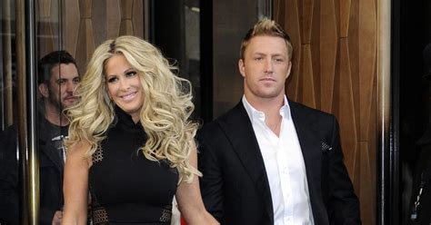 Kim Zolciak Selling Kroy Biermanns Clothing Amid Explosive Divorce