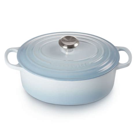 Le Creuset Signature Cast Iron Oval Casserole 27cm — Home Essentials