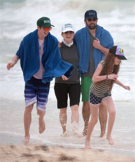 Julianne Moore and Her Kids in Mexico | POPSUGAR Celebrity