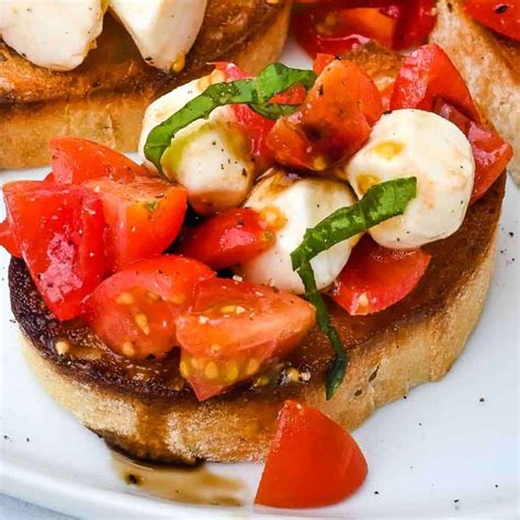 Tomato Mozzarella Bruschetta