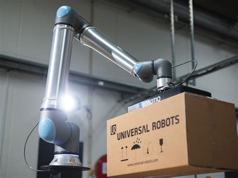 Palettierung Mit Cobot SPIE ESCAD