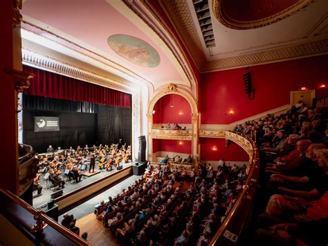 The Paramount Theatre | Rutland (city) VT