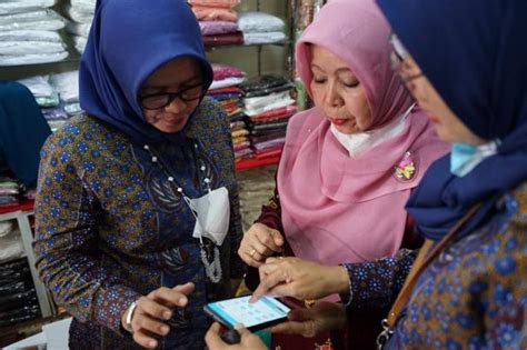 PLN Sumbar Kenalkan PLN Mobile Ke UMKM Bukittinggi KlikPositif