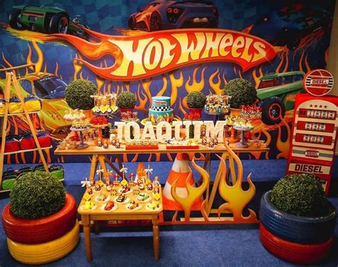 Nenhuma descrição de foto disponível Festa hot wheels Aniversário hot wheels Festa