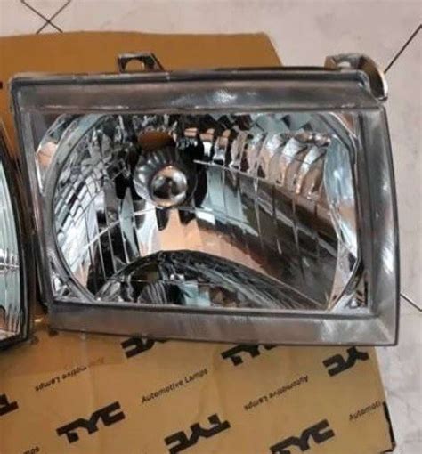 Promo Headlamp Lampu Depan Ford Ranger Everest Per