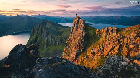 Senja Island, Norway, rocks, Human, Mountains, sea - Beautiful views ...