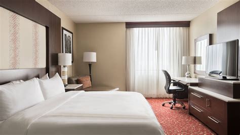 Hotel near CMH Airport in Columbus, Ohio | Columbus Airport Marriott