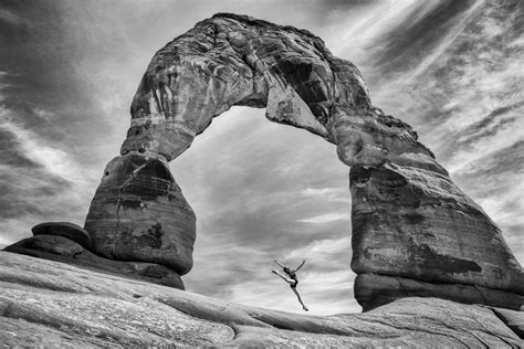 Salto Nos Arcos Confoto Confedera O Brasileira De Fotografia