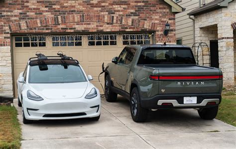 Tesla Vs. Rivian: 2 Popular EV Makers, 1 Winning Stock (NASDAQ:RIVN) | Seeking Alpha