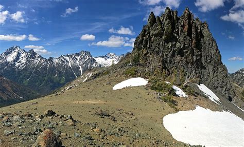 Volcanic Neck — Washington Trails Association