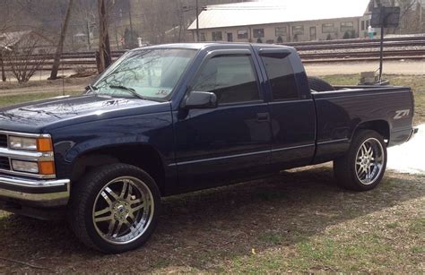 Chevrolet Ck 1500 Questions I Have A 1999 Chevy Silverado Z71 K 1500