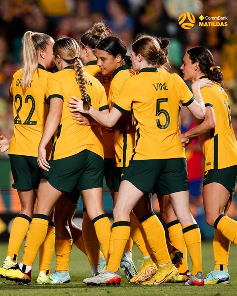 Commbank Matildas On Twitter This Group To Brighten Your Monday