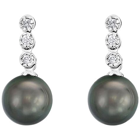 South Sea Tahitian Cultured Drop Pearl And Diamond 14 Karat White Gold