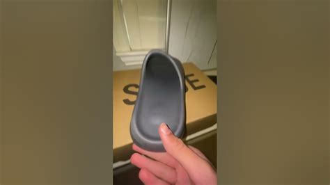 Unboxing Yeezy Slides Onyx Youtube