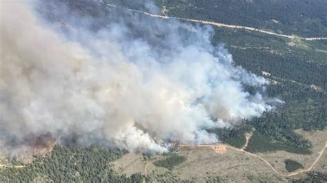 Ross Moore Lake Fire Rolls Smoke Over Kamloops As Crews Tackle New