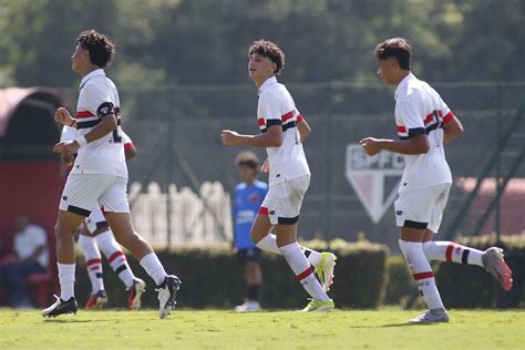 Sub 15 vence o Referência pelo Paulista SPFC