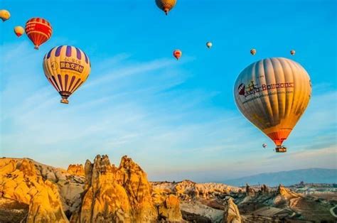 A Surreal Cappadocia Sunrise in a Hot Air Balloon - Live Dream Discover