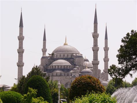 Blue Mosque in Istanbul [OC] : r/CityPorn