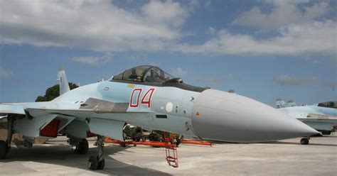 Russischer Kampfjet F Ngt Polnisches Flugzeug Ab