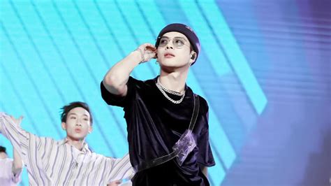 Hd Jackson Wang “for The Love Of It” First Live Performance王嘉尔《热爱在一起