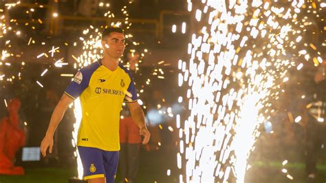 Cristiano Ronaldo Celebra Su Debut En El Al Nassr Con Un Jacob And Co Gq