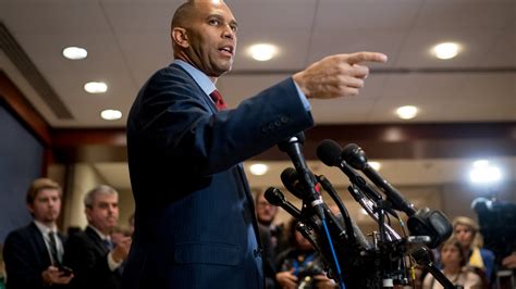 Hakeem Jeffries Emerges As New Face Of House Democrats The New York Times