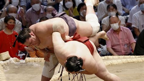 Sumo Terunofuji Edges Takanosho For 2nd Win As Shodai Mitakeumi Lose