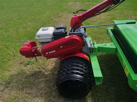 Martyns Sp 90 Pedestrian Seeder Martyn S Grass Lawns Ltd