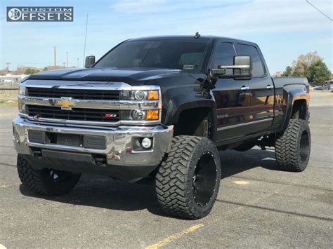 2015 Chevrolet Silverado 3500 Hd With 22x14 76 Hostile Gauntlet And 37545r22 Nitto Trail