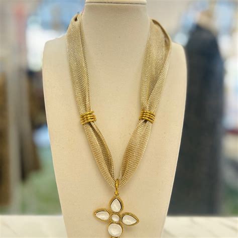 Amalfi Coast Cross Necklace (2 Colors) – The Style Palette Boutique