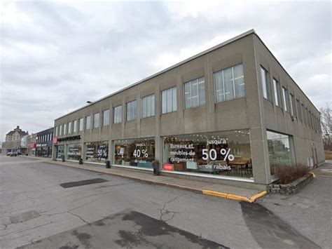 Boul Le Corbusier Laval Qc H S K Retail For Lease