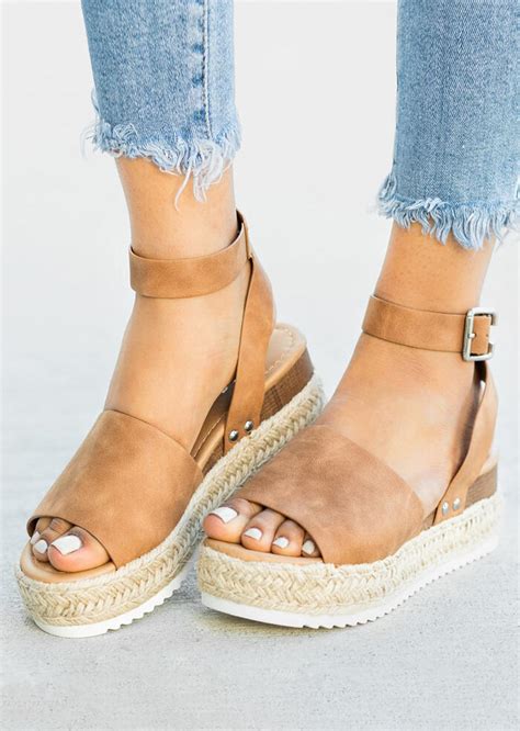 Buckle Strap Espadrille Wedge Sandals Leopard Bellelily