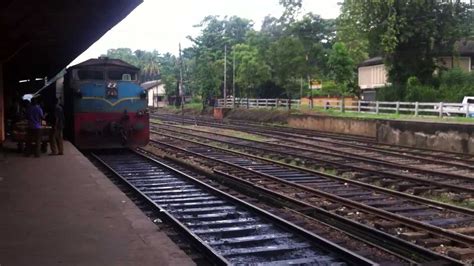 Slr Class M4 745 Ruwanweli Hauling Udaya Devi Colombo Batticaloa