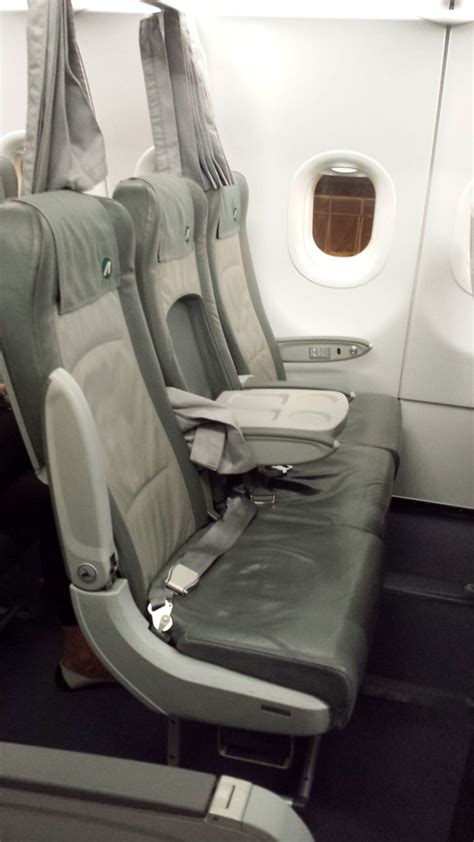 Review: Alitalia Business Class, Frankfurt to Rome - Travel Codex