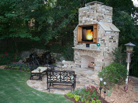 Outdoor Kitchen And Fireplace | Legacy Landscape Design