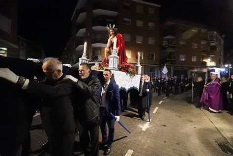 Así fue el Vía Crucis penitencial de Los Alfareros con el Cristo de la