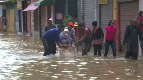 Chuva Forte Volta A Provocar Estragos Na Bahia Jornal Nacional G