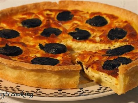 Quiche Facile Et Rapide Au Boudin Noir Et Pommes Recette Par Schotzy