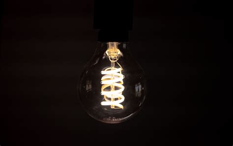 Download Wallpaper 3840x2400 Light Bulb Spiral Electricity Glow