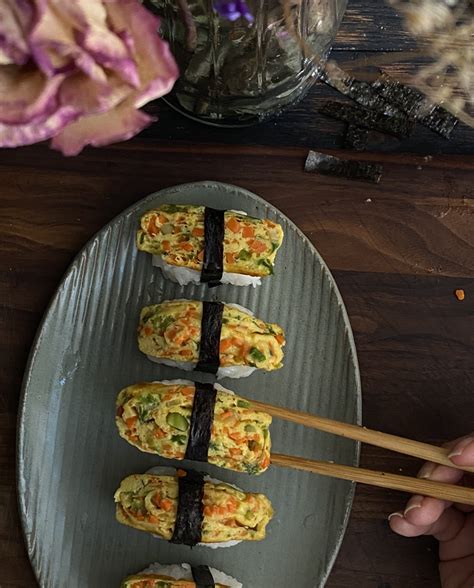 Egg Sushi - The Korean Vegan