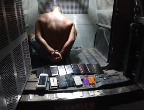 Acusado De Furtar Celulares Preso Em Flagrante Durante Bloco De