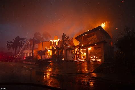 Grim Before And After Photos Show Heartbreaking Devastation Of California Wildfire Daily Mail