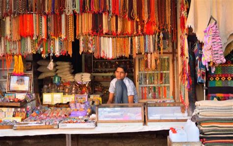 Must Checkout Spots In Bangalore S Busiest Hub Kr Market Whatshot