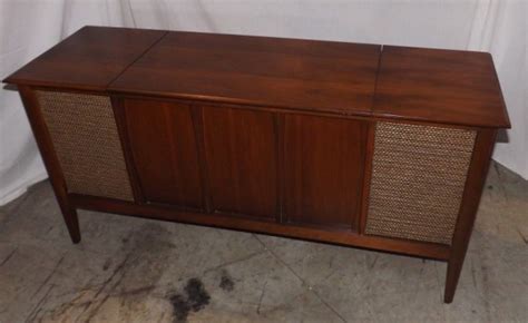 Vintage Stereo Consoles Vintage Zenith Console Stereo In Solid Wood