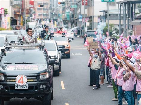 高雄選前之夜藍綠拼場 邁找滅火器開唱 柯喊要留一盞燈 太報 Line Today