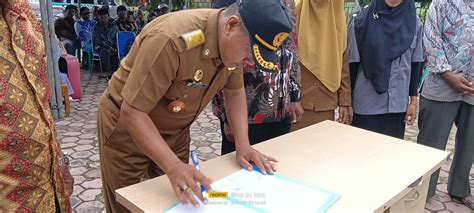 Giat Serah Terima Jabatan Penghulu Lama Kepada Penghulu Kampung Jambai